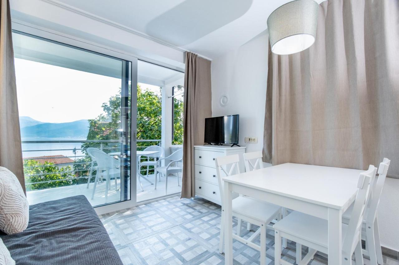 Boka 2 Apartment Krasići Exterior foto