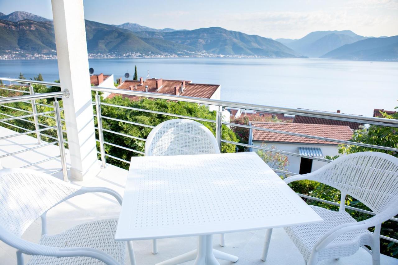 Boka 2 Apartment Krasići Exterior foto